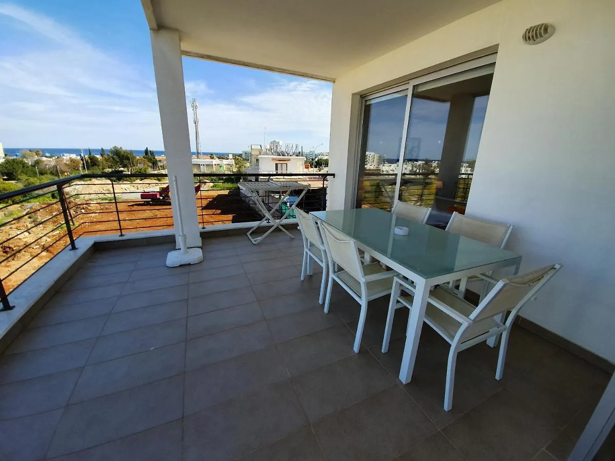 Diva Apartments Πρωταράς
